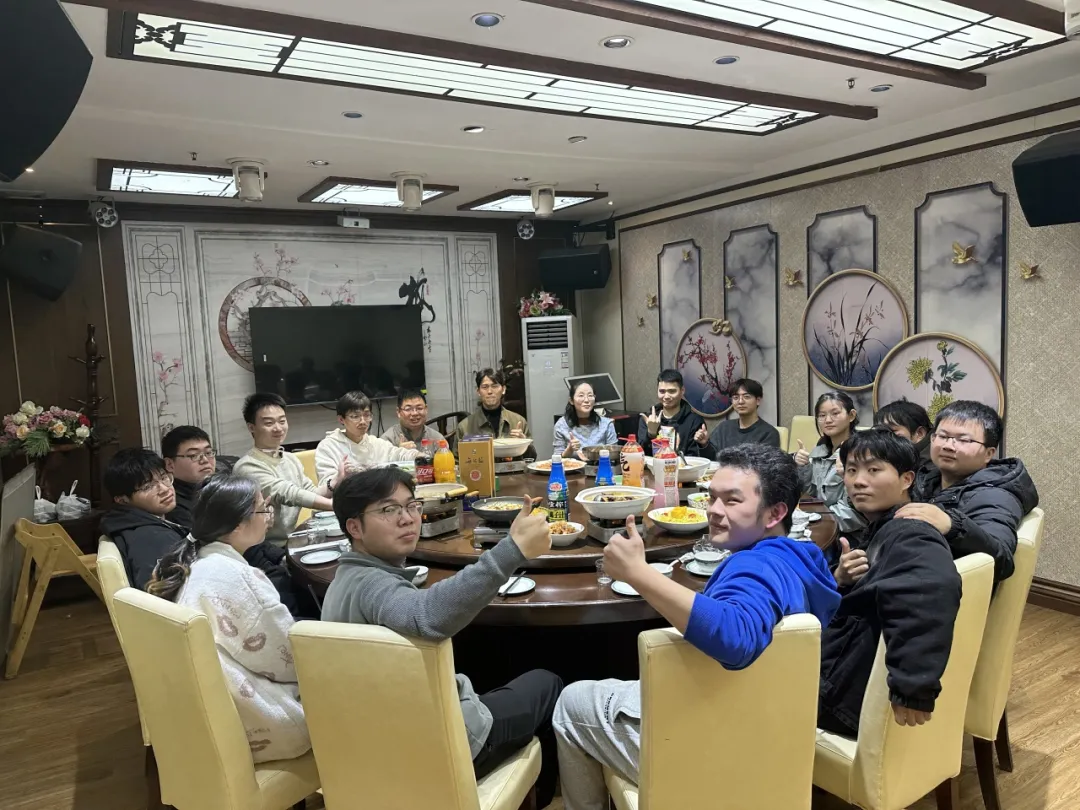 华景图数字科技2025年饭聚餐,共享欢乐时刻!
